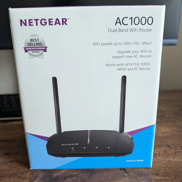NETGEAR Black Wireless Router - Picture 6 of 7